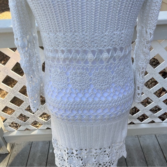 Velvet by Graham Spencer Crochet Knit White Dress V Neck 3/4 Sleeve MIDI Small - Picture 8 of 16